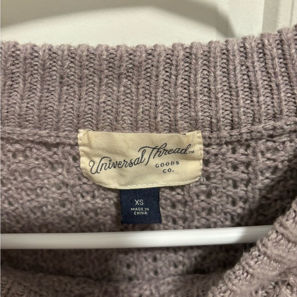 ✨ SWEATER ✨ - Picture 2 of 6